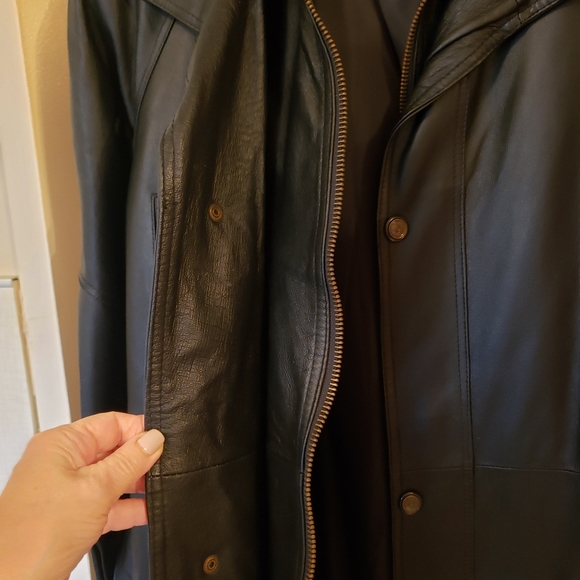 Man leather coat - Picture 9 of 13